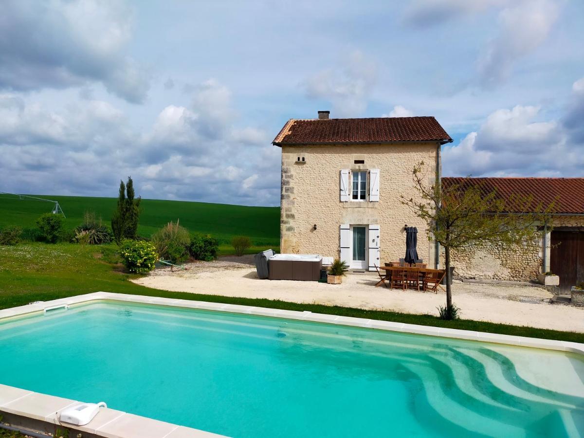 Gite Chez Cheynaud Celles  外观 照片